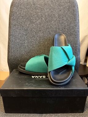 Sol Sana Teal Slide Sandals